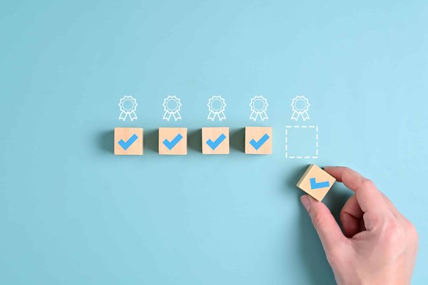 Quelle couverture d'assurance pour un service de réparation de téléphones et tablettes ?