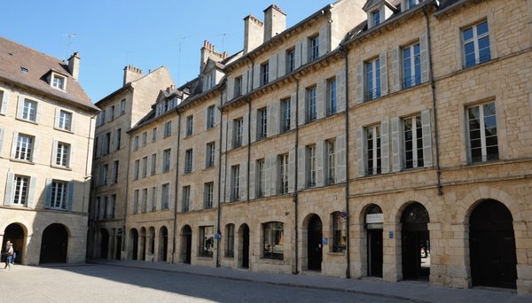 Investir efficacement avec un courtier à poitiers